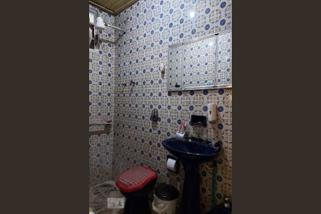 Banheiro de casa à venda com 3 quartos, 300m² em Vila Osasco, Osasco