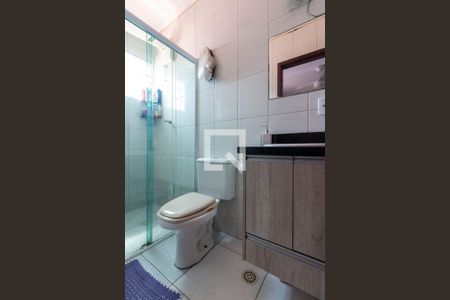 Casa de condomínio à venda com 69m², 2 quartos e 1 vagaBanheiro Suite 1