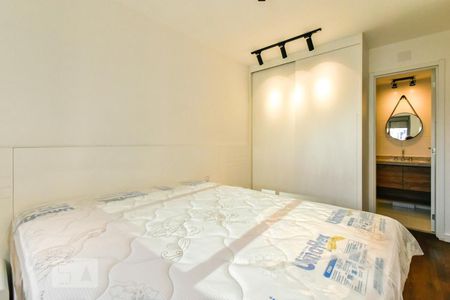 Apartamento para alugar com 67m², 2 quartos e 1 vagaSuíte