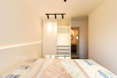 Apartamento para alugar com 67m², 2 quartos e 1 vagaSuíte