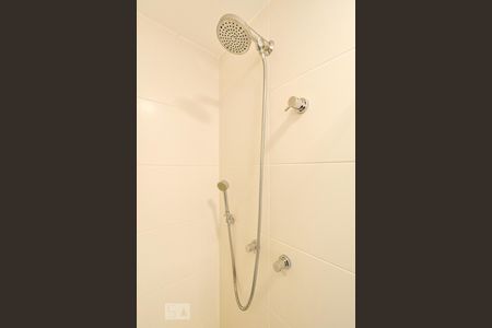 Apartamento para alugar com 67m², 2 quartos e 1 vagaSuíte - Banheiro