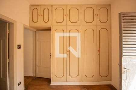 Casa à venda com 120m², 3 quartos e 3 vagas Casa à venda com 120m², 3 quartos e 3 vagasQuarto 2