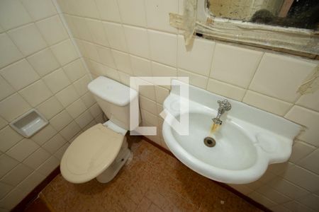 Casa à venda com 120m², 3 quartos e 3 vagas Casa à venda com 120m², 3 quartos e 3 vagasBanheiro de serviço