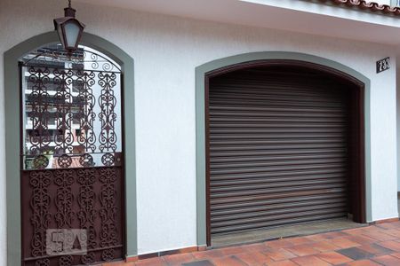 Casa à venda com 330m², 3 quartos e 3 vagasGaragem