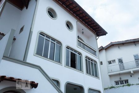 Casa à venda com 330m², 3 quartos e 3 vagasÁrea Externa