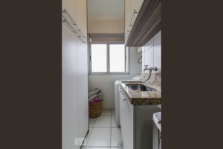 Apartamento à venda com 57m², 2 quartos e 1 vagaDetalhe da area de serviço