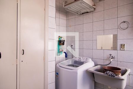 Apartamento à venda com 103m², 2 quartos e 1 vaga Apartamento à venda com 103m², 2 quartos e 1 vagaÁrea de Serviço