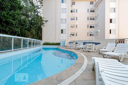 Apartamento à venda com 100m², 3 quartos e 2 vagasÁrea comum - Piscina