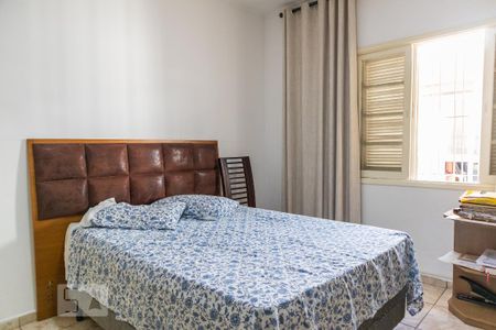 Casa à venda com 272m², 4 quartos e 3 vagas Casa à venda com 272m², 4 quartos e 3 vagasSuíte