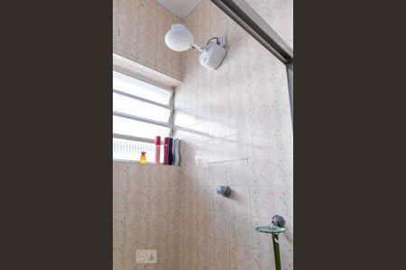 Casa à venda com 272m², 4 quartos e 3 vagas Casa à venda com 272m², 4 quartos e 3 vagasBanheiro da suíte