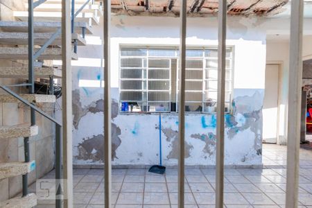 Casa à venda com 272m², 4 quartos e 3 vagas Casa à venda com 272m², 4 quartos e 3 vagasVista