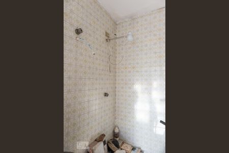 Casa à venda com 272m², 4 quartos e 3 vagas Casa à venda com 272m², 4 quartos e 3 vagasBanheiro de serviço