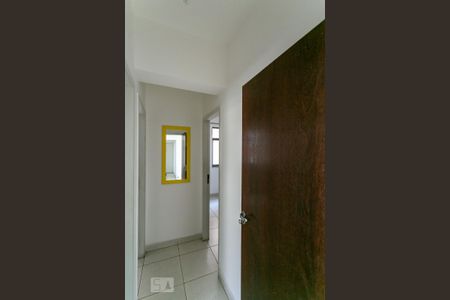 Corredor de apartamento à venda com 2 quartos, 70m² em Centro, Belo Horizonte