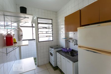 Apartamento à venda com 70m², 2 quartos e sem vaga Apartamento à venda com 70m², 2 quartos e sem vagaCozinha