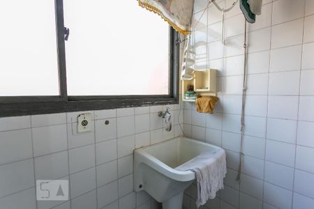Apartamento à venda com 70m², 2 quartos e sem vaga Apartamento à venda com 70m², 2 quartos e sem vagaÁrea de Serviço