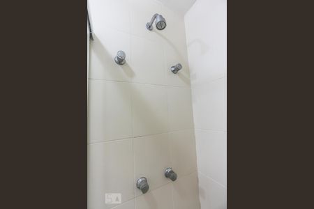 Apartamento para alugar com 55m², 2 quartos e 2 vagas Apartamento para alugar com 55m², 2 quartos e 2 vagasBanheiro