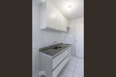 Apartamento para alugar com 55m², 2 quartos e 2 vagas Apartamento para alugar com 55m², 2 quartos e 2 vagasCozinha
