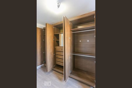 Apartamento para alugar com 55m², 2 quartos e 2 vagas Apartamento para alugar com 55m², 2 quartos e 2 vagasQuarto 1