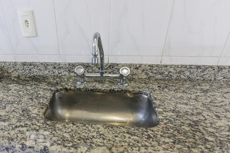 Apartamento para alugar com 55m², 2 quartos e 2 vagas Apartamento para alugar com 55m², 2 quartos e 2 vagasCozinha