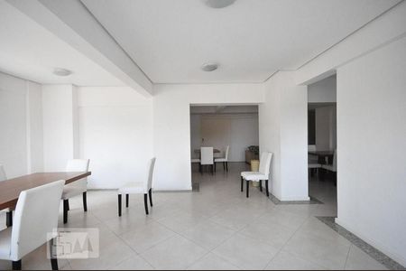 Apartamento para alugar com 55m², 2 quartos e 2 vagas Apartamento para alugar com 55m², 2 quartos e 2 vagasÁrea comum