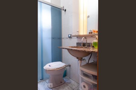 Casa à venda com 78m², 2 quartos e 2 vagasBanheiro