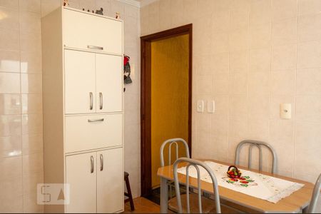 Casa à venda com 78m², 2 quartos e 2 vagasCozinha