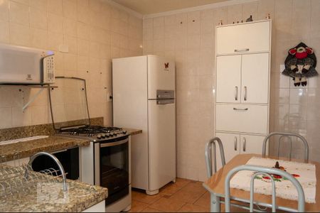 Casa à venda com 78m², 2 quartos e 2 vagasCozinha