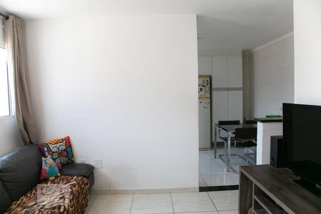 Sala de casa à venda com 2 quartos, 100m² em Cidade Líder, São Paulo