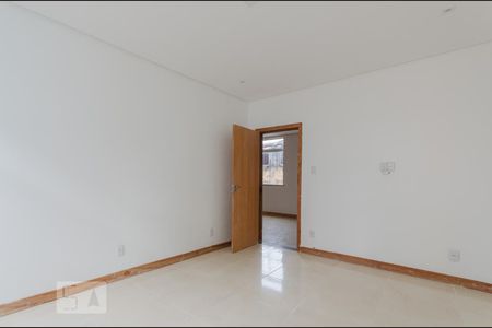 Quarto 1 de apartamento para alugar com 2 quartos, 80m² em Dois de Julho, Salvador