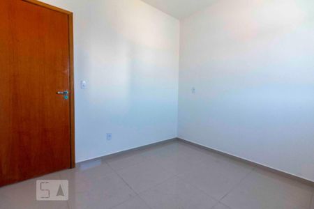 Quarto 1 de apartamento para alugar com 2 quartos, 39m² em Vila Jacuí, São Paulo