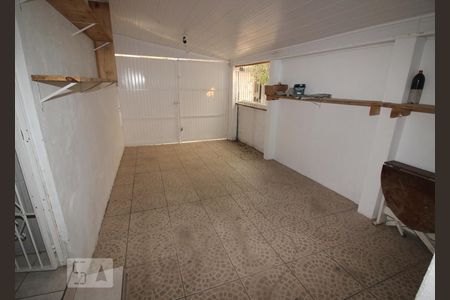 Casa à venda com 110m², 2 quartos e 3 vagasGaragem