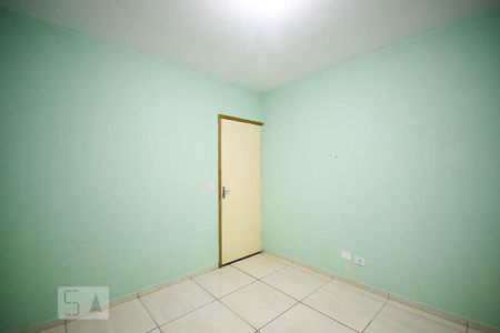 Quarto de casa para alugar com 1 quarto, 30m² em Jardim Record, Taboão da Serra