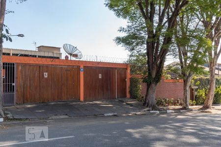 Casa para alugar com 190m², 3 quartos e 4 vagasFachada
