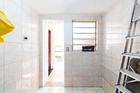Casa à venda com 200m², 3 quartos e 2 vagas1o. Andar - Quarto de serviço