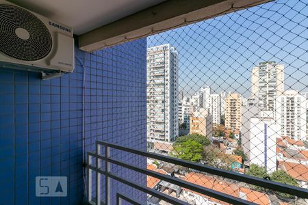 Varanda de apartamento para alugar com 3 quartos, 76m² em Vila Olímpia, São Paulo