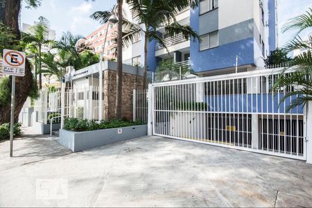 Apartamento para alugar com 76m², 3 quartos e 1 vagaFachada