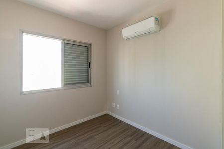 Suite de apartamento para alugar com 3 quartos, 76m² em Vila Olímpia, São Paulo