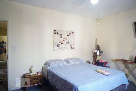 Quarto 1 de casa à venda com 3 quartos, 125m² em Chácara Seis de Outubro, São Paulo