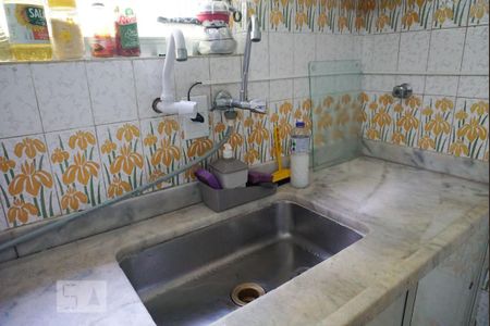 Casa à venda com 125m², 3 quartos e 2 vagasCozinha