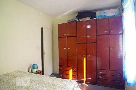 Casa à venda com 125m², 3 quartos e 2 vagasQuarto 2