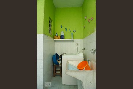 Casa à venda com 125m², 3 quartos e 2 vagasLavanderia