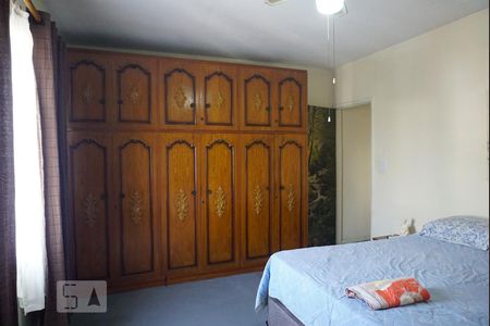 Quarto 1 de casa à venda com 3 quartos, 125m² em Chácara Seis de Outubro, São Paulo