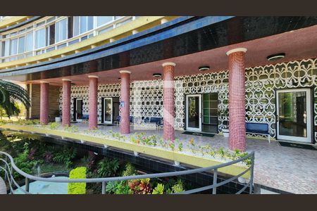 Studio para alugar com 45m², 1 quarto e 1 vaga Studio para alugar com 45m², 1 quarto e 1 vagaFachada