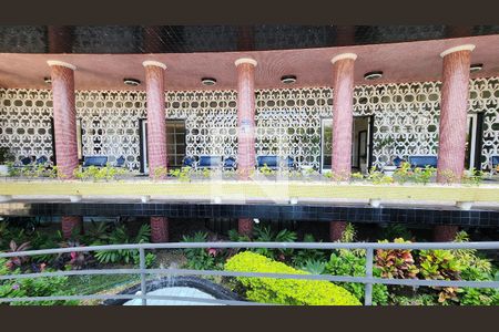 Studio para alugar com 45m², 1 quarto e 1 vaga Studio para alugar com 45m², 1 quarto e 1 vagaFachada