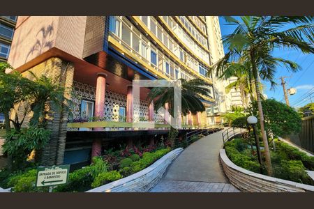 Studio para alugar com 45m², 1 quarto e 1 vaga Studio para alugar com 45m², 1 quarto e 1 vagaJardim