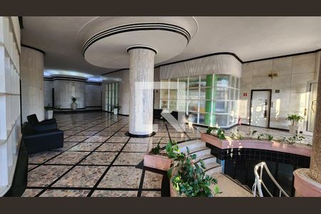 Studio para alugar com 45m², 1 quarto e 1 vaga Studio para alugar com 45m², 1 quarto e 1 vagaHall de entrada