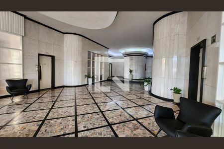 Studio para alugar com 45m², 1 quarto e 1 vaga Studio para alugar com 45m², 1 quarto e 1 vagaHall de entrada