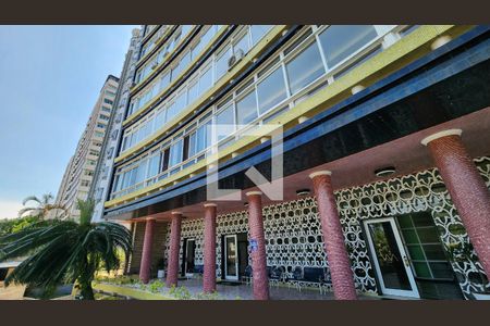 Studio para alugar com 45m², 1 quarto e 1 vaga Studio para alugar com 45m², 1 quarto e 1 vagaFachada