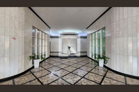 Studio para alugar com 45m², 1 quarto e 1 vaga Studio para alugar com 45m², 1 quarto e 1 vagaHall de entrada