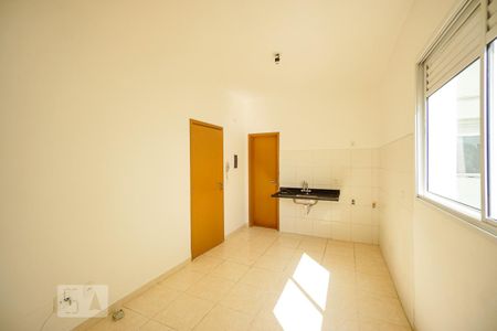 Sala e cozinha de kitnet/studio para alugar com 1 quarto, 31m² em Tatuapé, São Paulo